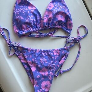 Two piece bikini set